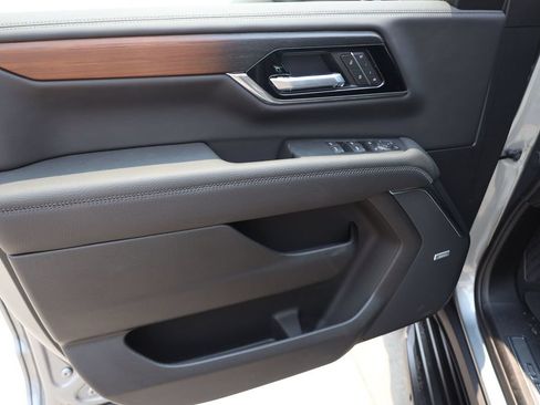New 2026 GMC Yukon XL Denali AWD/4WD image 10