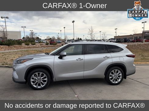 Used 2024 Toyota Highlander Limited image 2