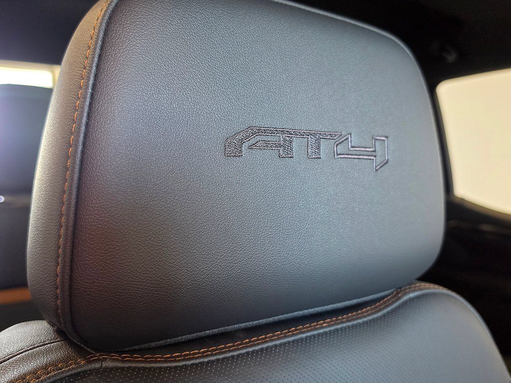 Used 2025 GMC Sierra 1500 AT4 AWD/4WD image 73