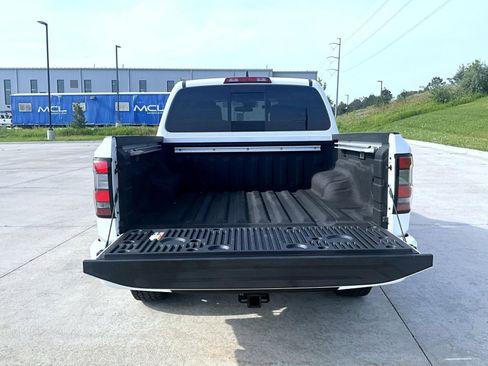 Certified 2024 Nissan Frontier PRO-4X w/ Pro Convenience Package image 9