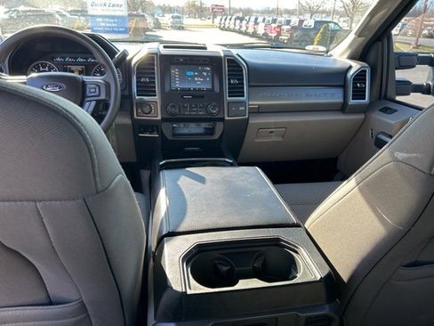 Used 2017 Ford F250 XLT w/ XLT Value Package image 15
