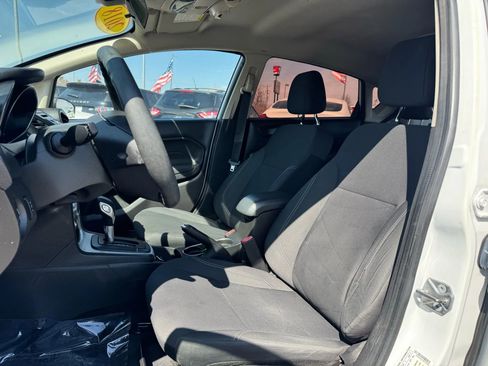 Used 2018 Ford Fiesta SE image 24