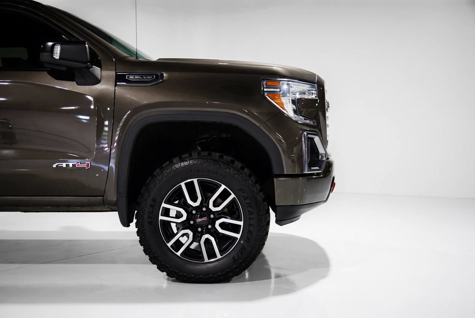 Used 2019 GMC Sierra 1500 AT4 AWD/4WD image 6