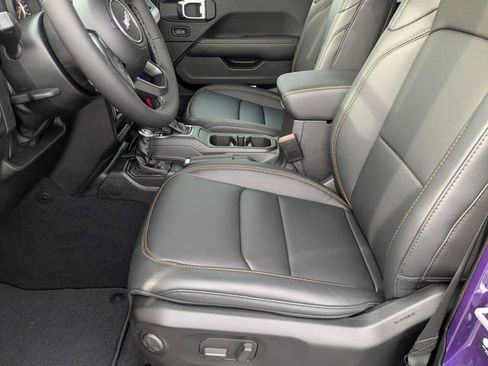 New 2026 Jeep Gladiator Sport image 11