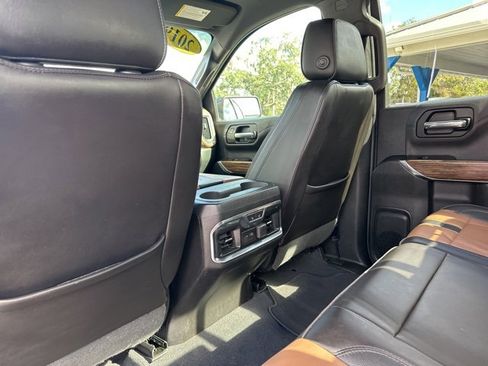 Used 2019 Chevrolet Silverado 1500 High Country w/ Technology Package image 37