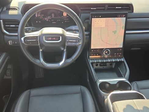 Certified 2026 GMC Terrain Elevation w/ Elevation Premium Package FWD image 12