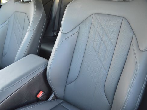 Used 2025 BMW X3 xDrive30i w/ Premium Package image 27