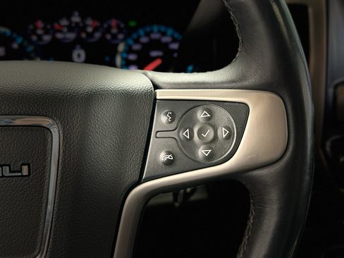 Used 2017 GMC Sierra 1500 Denali w/ Denali Ultimate Package AWD/4WD image 19