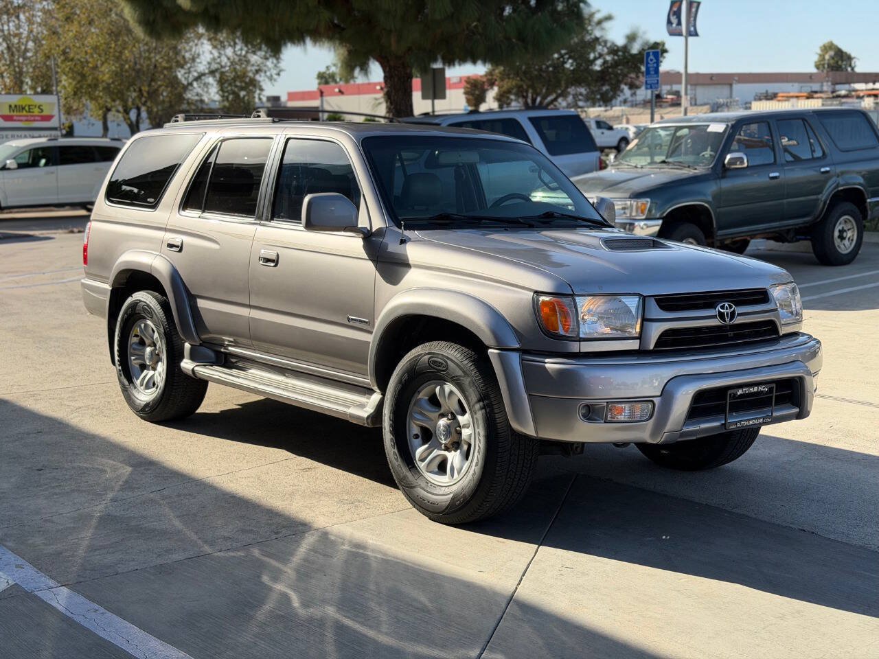 Used 2002 Toyota 4Runner SR5 w/ Sport Edition RWD image 5
