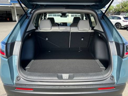 New 2027 Honda HR-V LX image 14