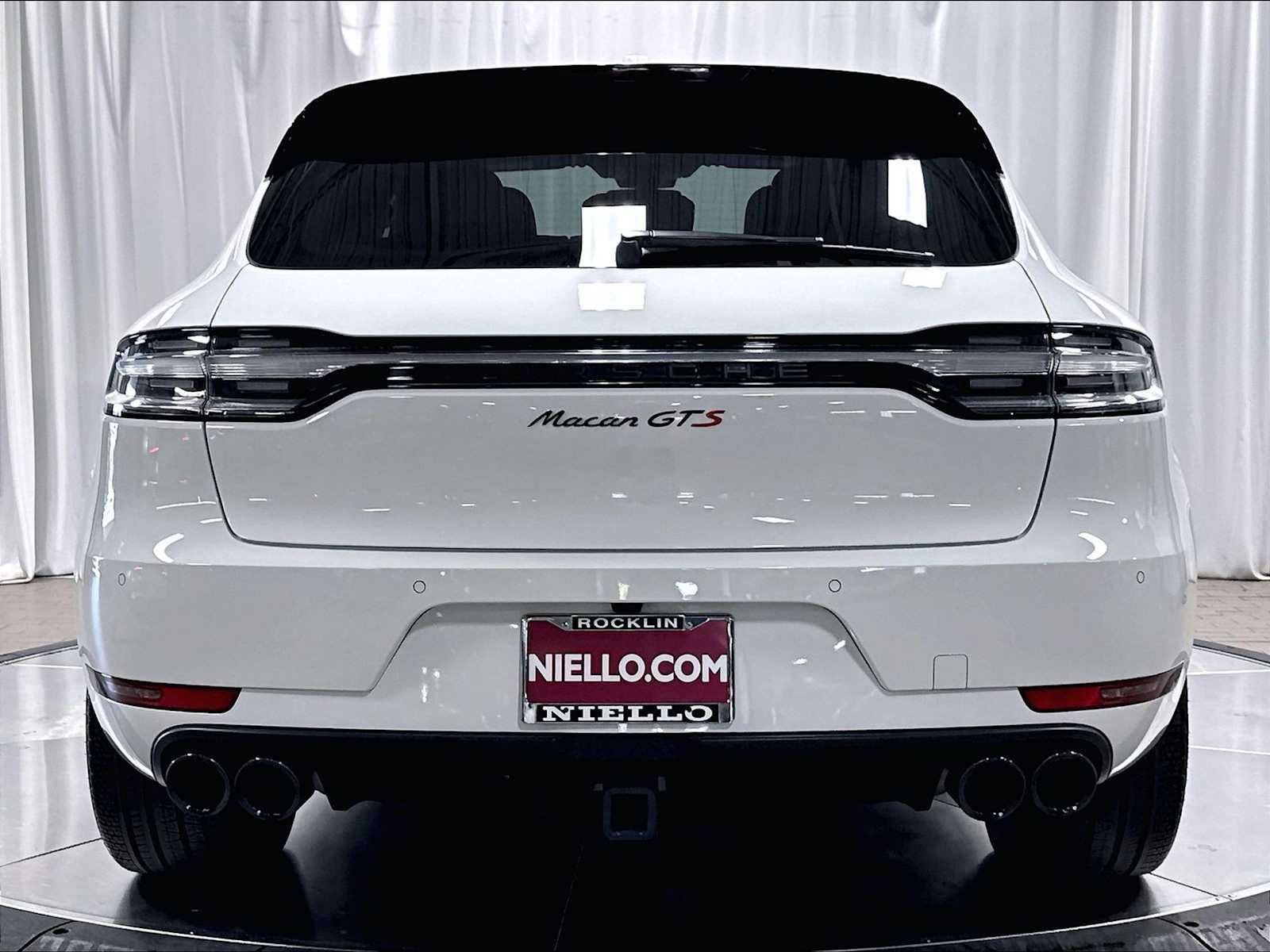 Used 2021 Porsche Macan GTS AWD/4WD image 9