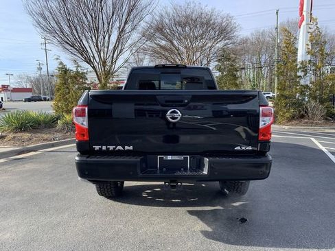 Used 2021 Nissan Titan S w/ Accessory Utility Package image 7