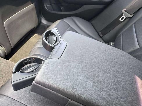 Used 2020 Mercedes-Benz C 300 Sedan image 17