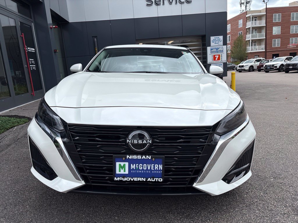 Certified 2023 Nissan Altima 2.5 SL AWD/4WD image 3