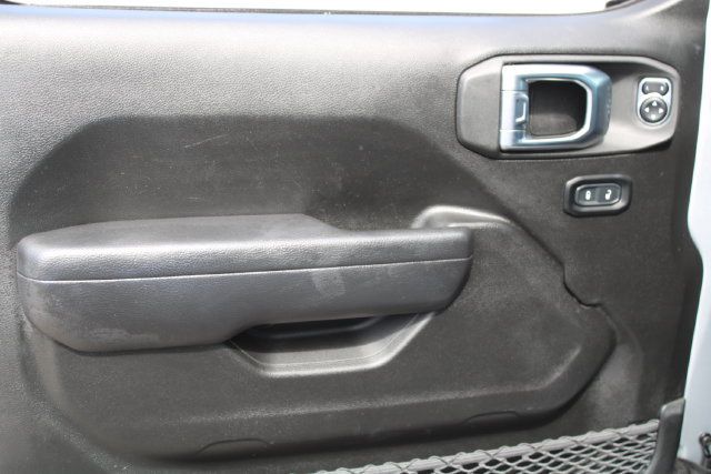Used 2023 Jeep Wrangler Unlimited AWD/4WD image 14