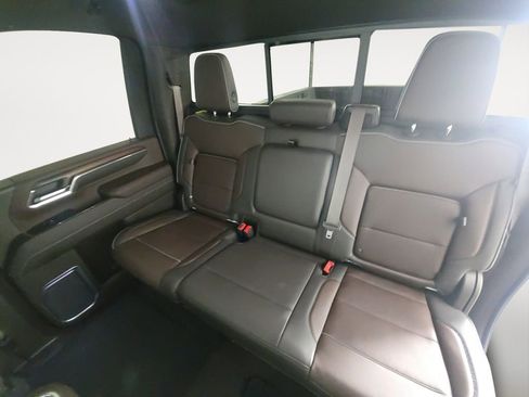 Used 2024 GMC Sierra 3500 Denali w/ Denali Reserve Package AWD/4WD image 13