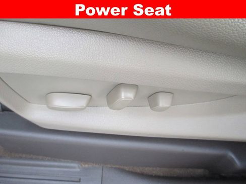 Used 2018 GMC Sierra 1500 SLT AWD/4WD image 29