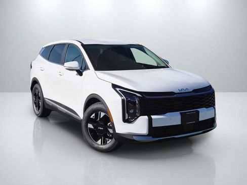 New 2026 Kia Sportage LX FWD image 1