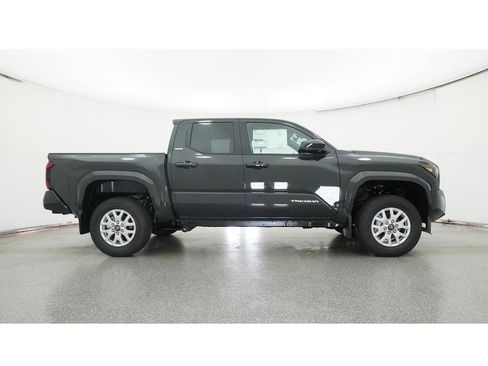 New 2025 Toyota Tacoma SR5 image 27