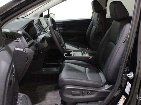 Used 2026 Honda Odyssey EX-L image 3