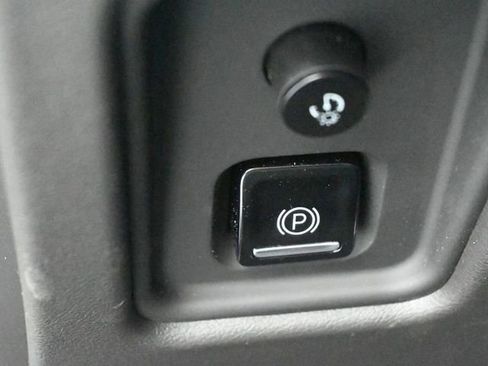 New 2026 Chevrolet Corvette Stingray Preferred Cpe image 32