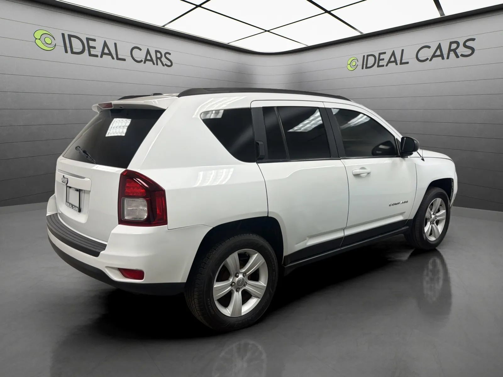 Used 2016 Jeep Compass Sport w/ Power Value Group FWD image 5