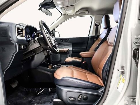 Used 2024 Ford Maverick Lariat image 13