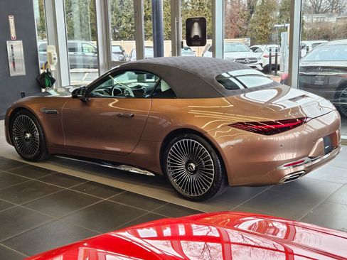 New 2026 Mercedes-Benz Maybach SL 680 image 11