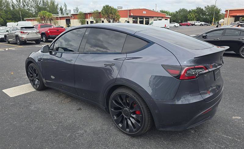 Used 2022 Tesla Model Y Performance AWD/4WD image 10