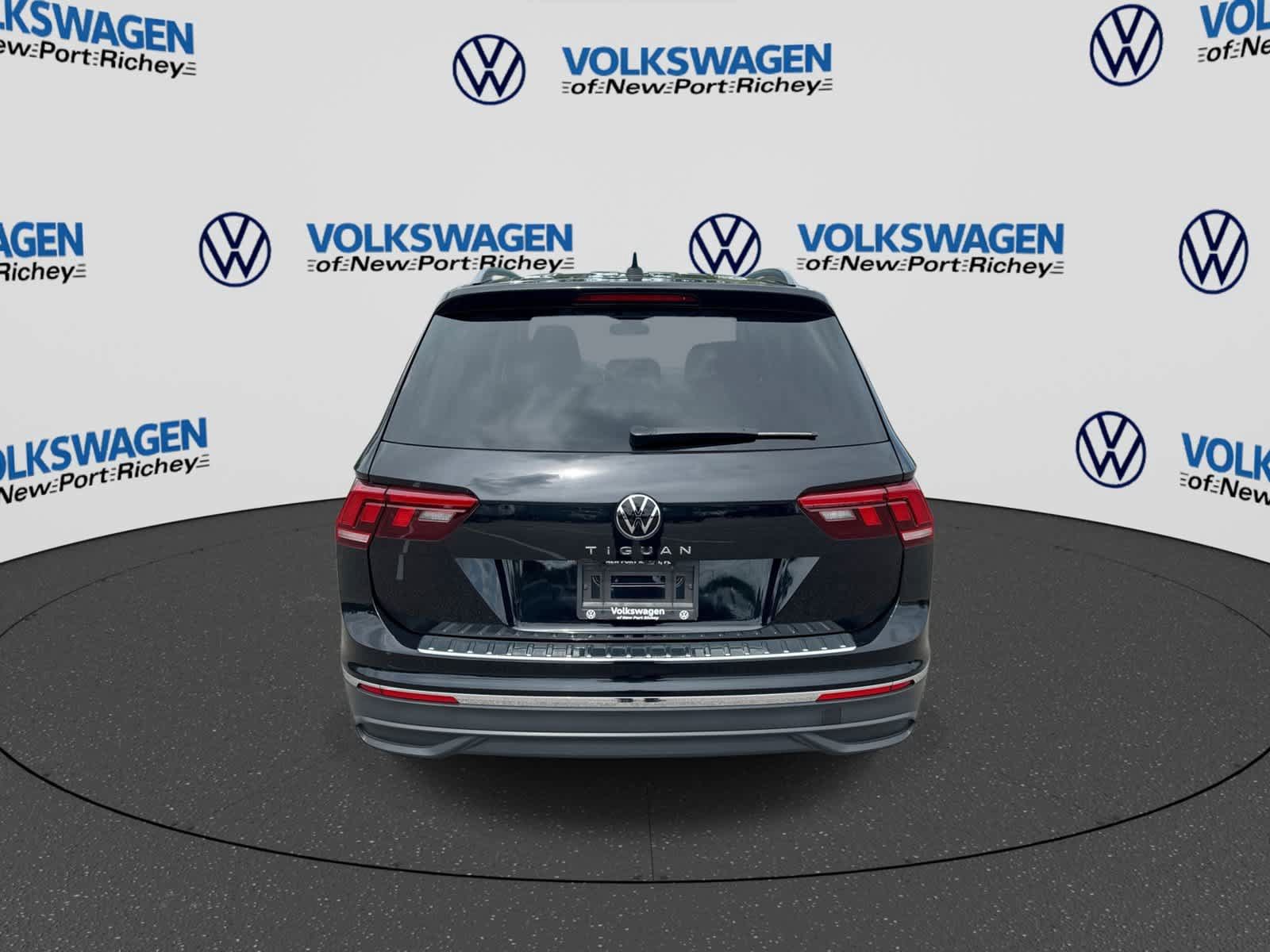 Used 2024 Volkswagen Tiguan S FWD image 13