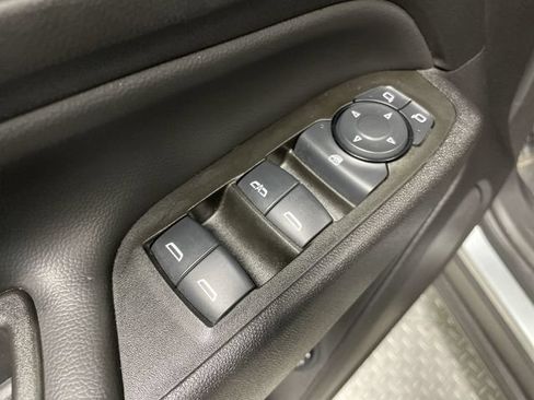 Used 2024 Chevrolet Equinox LT AWD/4WD image 13