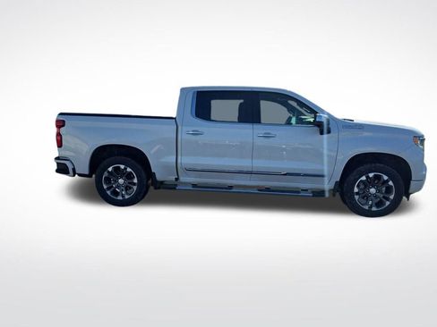Certified 2024 Chevrolet Silverado 1500 High Country w/ Technology Package image 7