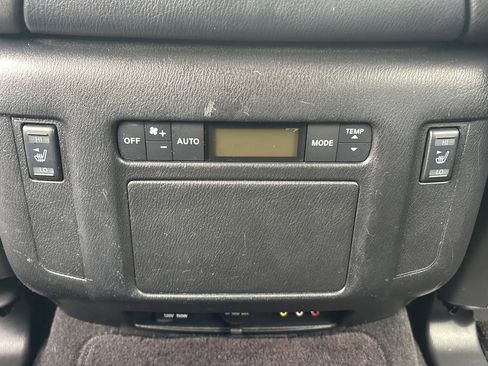 Used 2015 INFINITI QX80 4WD w/ Theater Package image 18