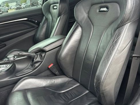 Used 2017 BMW M4 Coupe RWD image 16