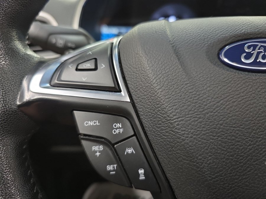 Used 2019 Ford Edge SEL w/ Equipment Group 201A AWD/4WD image 25
