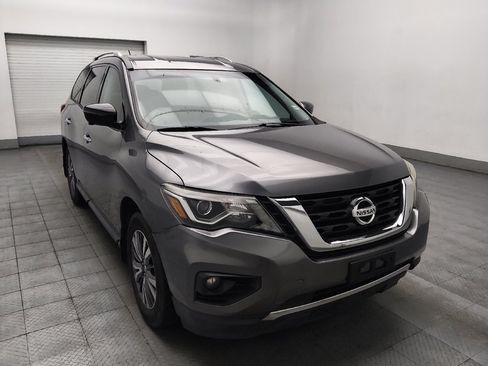 Used 2017 Nissan Pathfinder SL AWD/4WD image 13