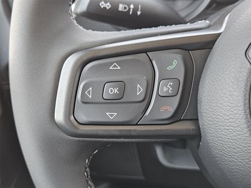 New 2025 Jeep Gladiator Sport image 28