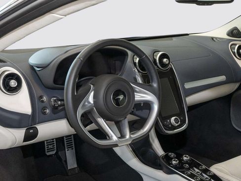 Used 2023 McLaren GT RWD image 21