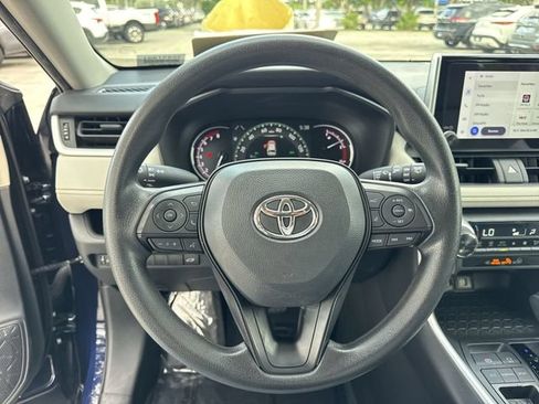 Used 2024 Toyota RAV4 XLE w/ Convenience Package FWD image 14
