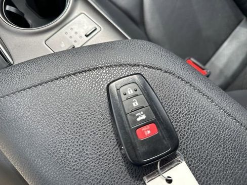 Used 2023 Toyota Camry XSE image 33
