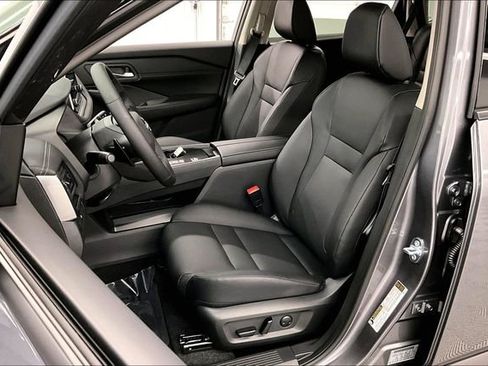 New 2026 Nissan Rogue SV FWD image 10
