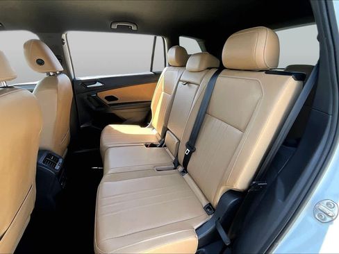 Used 2022 Volkswagen Tiguan SE FWD image 21