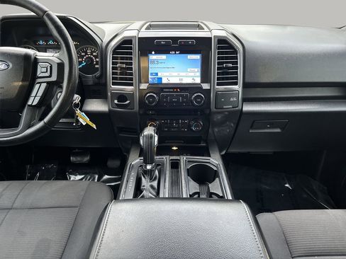 Used 2016 Ford F150 XLT w/ Equipment Group 302A Luxury RWD image 15