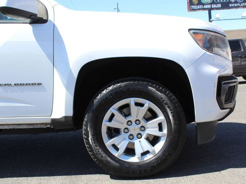 Used 2021 Chevrolet Colorado LT w/ Safety Package RWD image 12