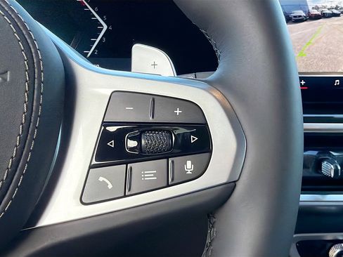 New 2026 BMW X7 xDrive40i w/ M Sport Package image 41