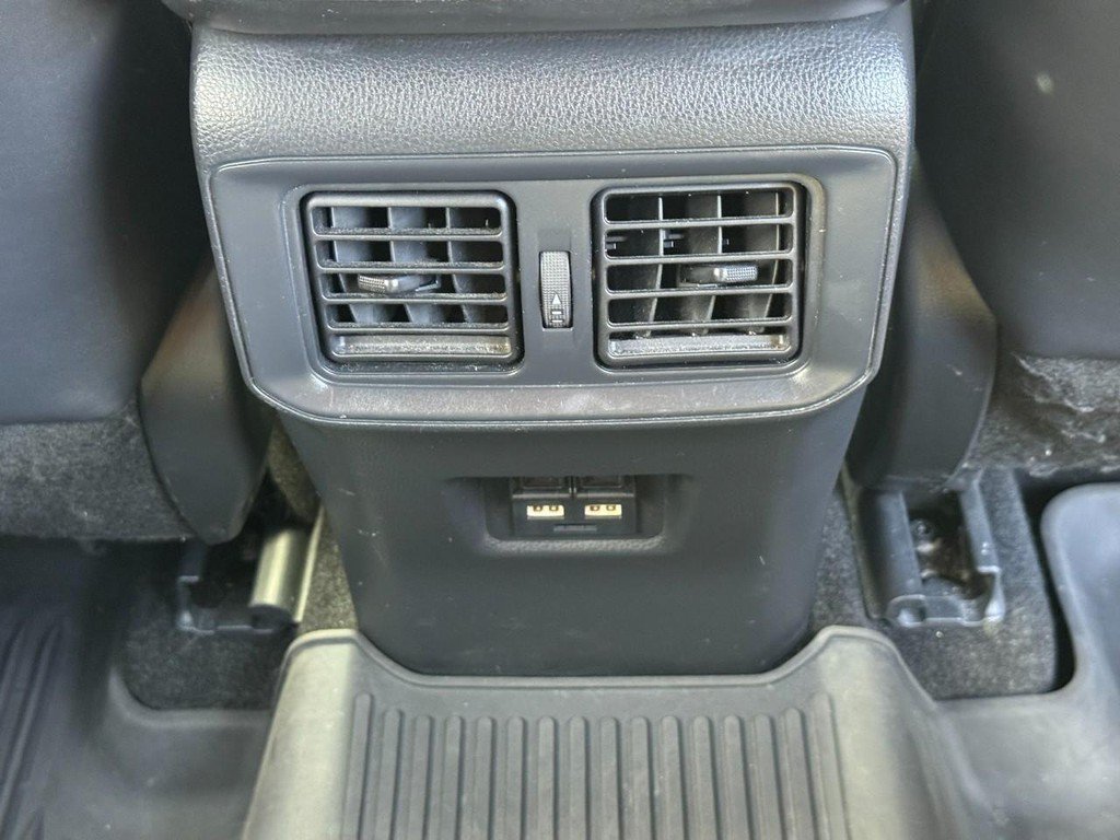 Used 2021 Toyota RAV4 XSE w/ XSE Grade Weather Package AWD/4WD image 15