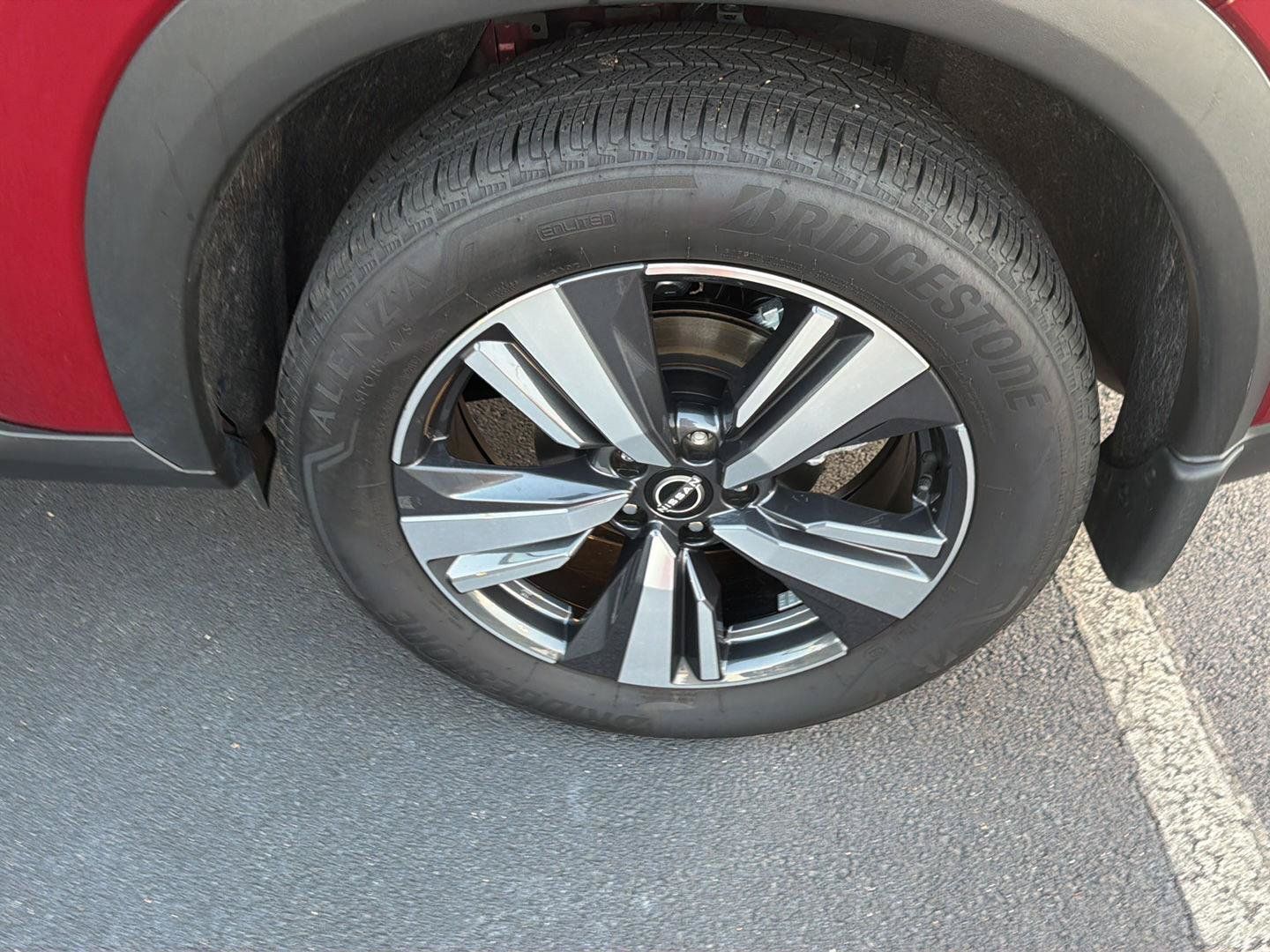 Used 2023 Nissan Rogue SL w/ SL Premium Package FWD image 41