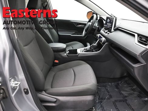 Used 2024 Toyota RAV4 XLE AWD/4WD image 23