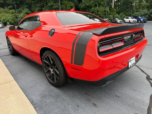 Used 2017 Dodge Challenger R/T Scat Pack RWD image 24