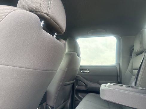 Certified 2023 Nissan Frontier SV w/ Midnight Edition Package RWD image 34
